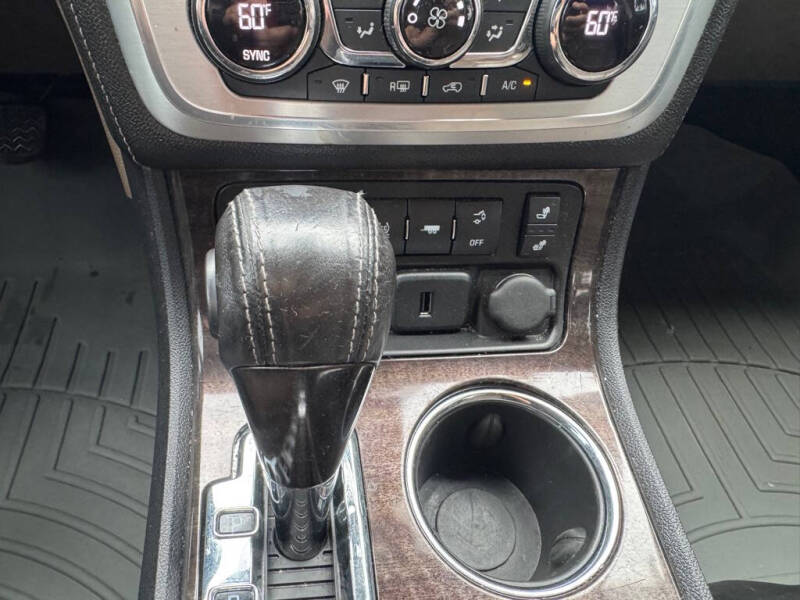 2016 GMC Acadia SLT-1