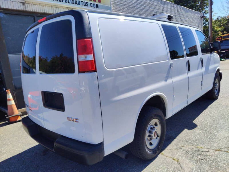 2016 GMC Savana 2500