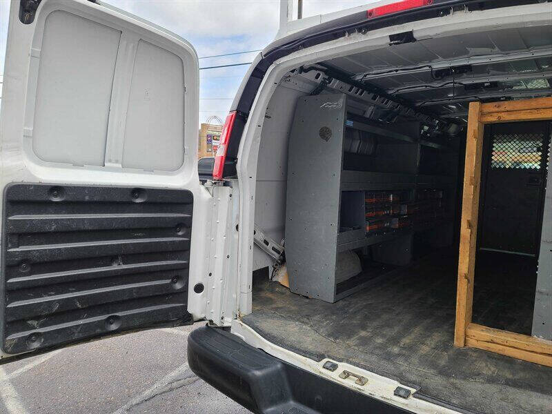 2018 GMC Savana 2500