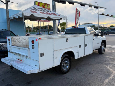 2010 Chevrolet Silverado 3500HD CC Work Truck