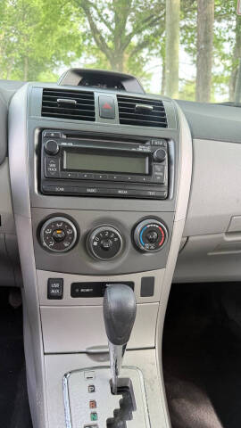 2012 Toyota Corolla LE
