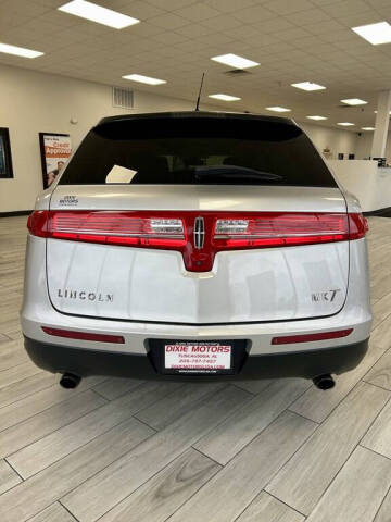 2018 Lincoln MKT Reserve