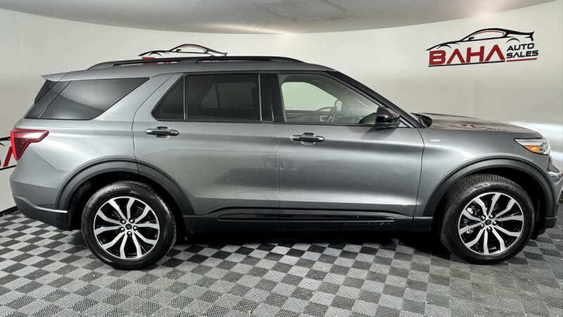 2022 Ford Explorer ST-Line