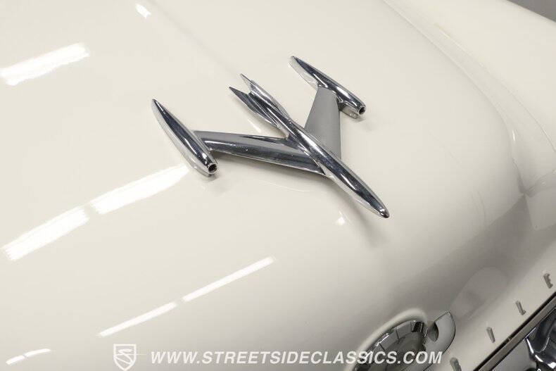 1954 Oldsmobile Starfire