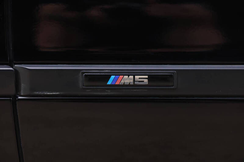 2003 BMW M5