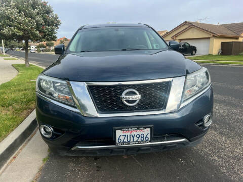2013 Nissan Pathfinder Platinum