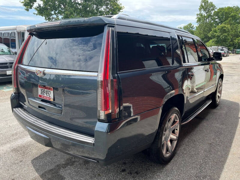 2019 Cadillac Escalade ESV Luxury