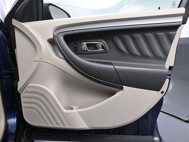 2011 Ford Taurus SEL