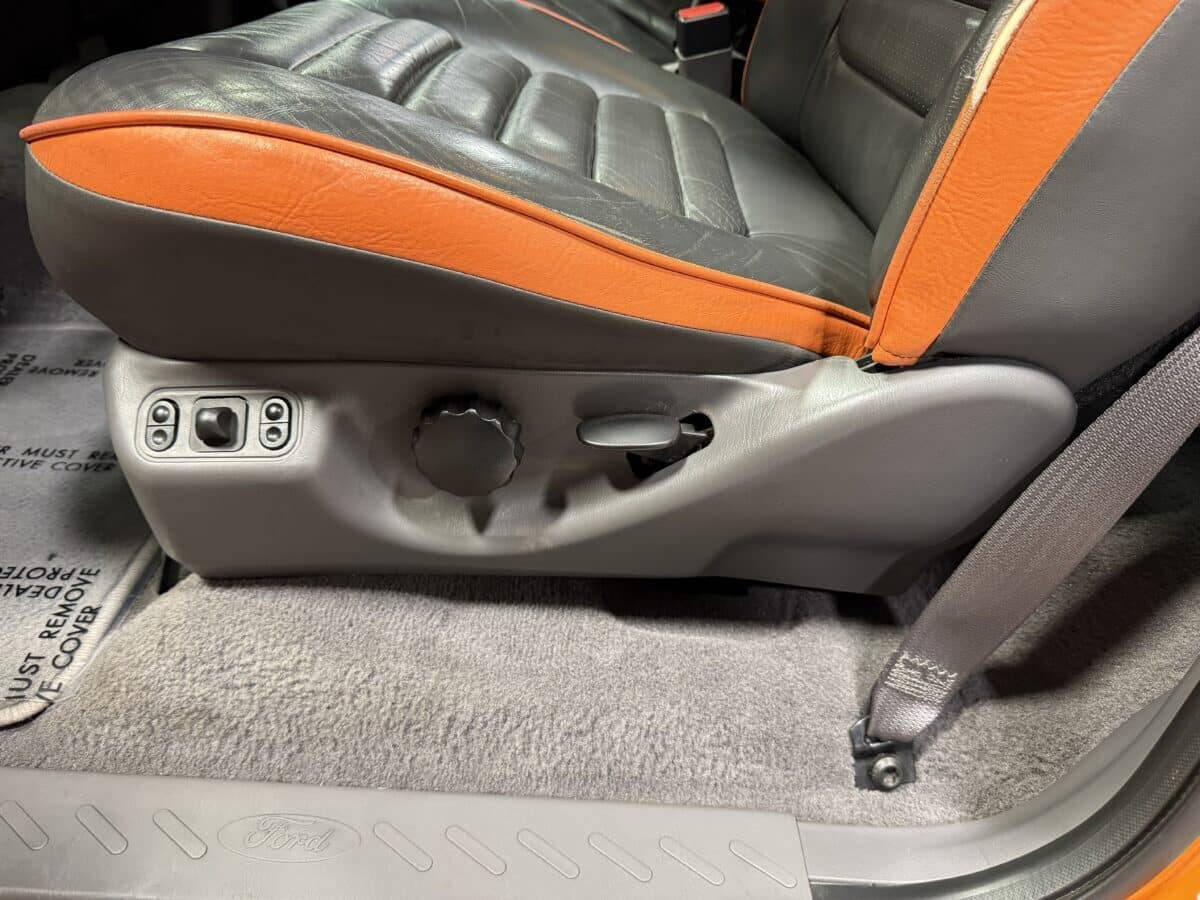 2003 Ford F-150 43