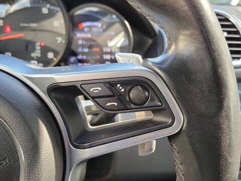 2021 Porsche 718 Boxster T