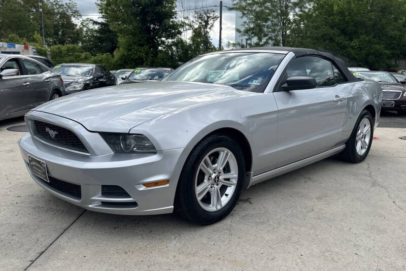 2013 Ford Mustang V6