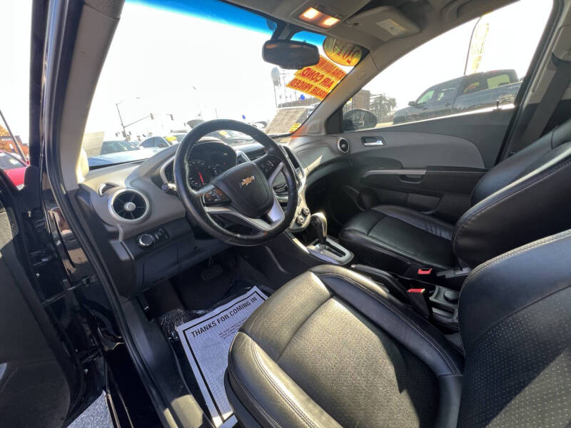 2019 Chevrolet Sonic Premier Auto