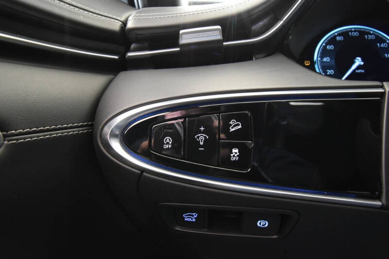 2023 Genesis GV70 2.5T Standard