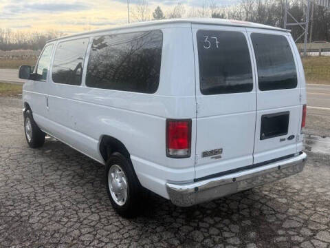 2014 Ford E-Series E-350 SD XL