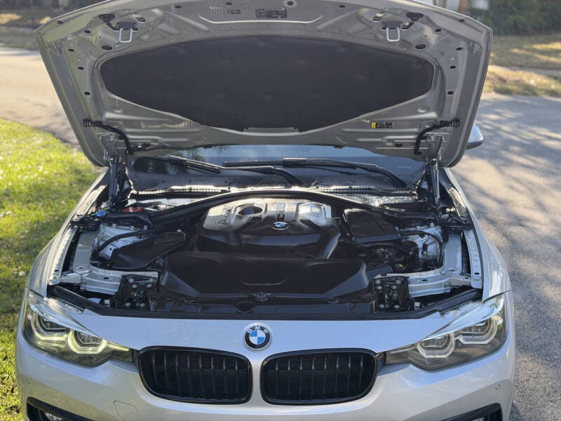 2018 BMW 3 Series 330i