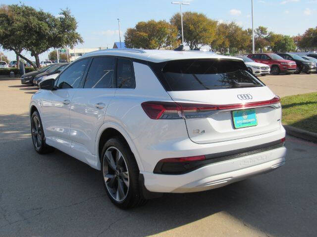 2022 Audi Q4 e-tron quattro Premium Plus 50