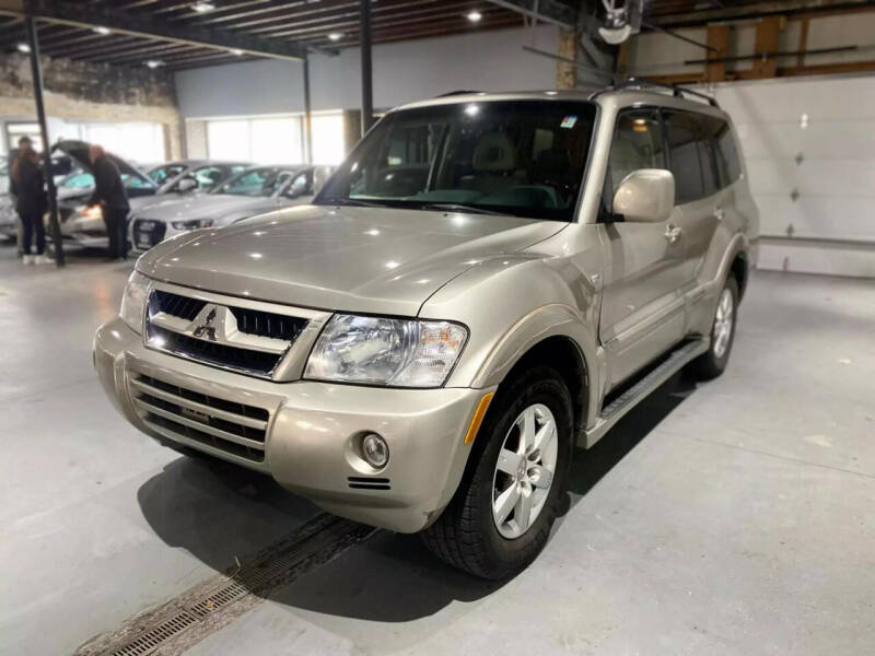 2006 Mitsubishi Montero for sale at ELITE SALES & SVC in Chicago IL
