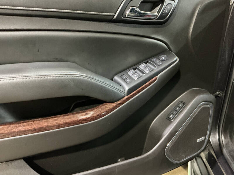 2017 GMC Yukon XL SLT