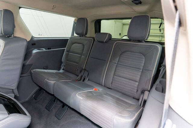 2019 Lincoln Navigator L Black Label