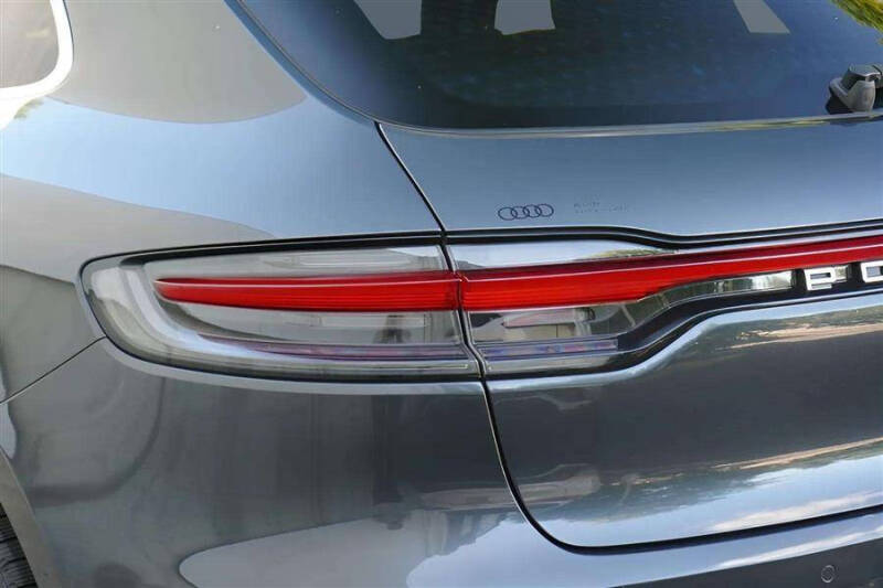 2021 Porsche Macan S