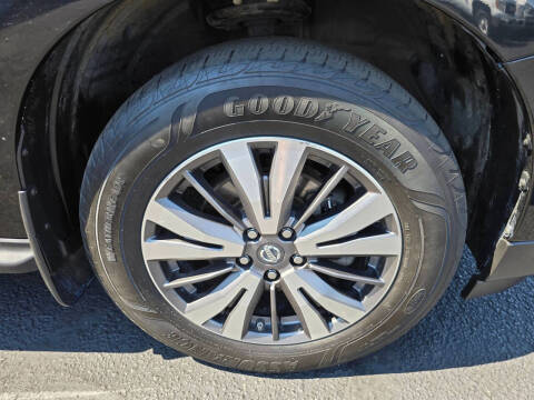 2017 Nissan Pathfinder