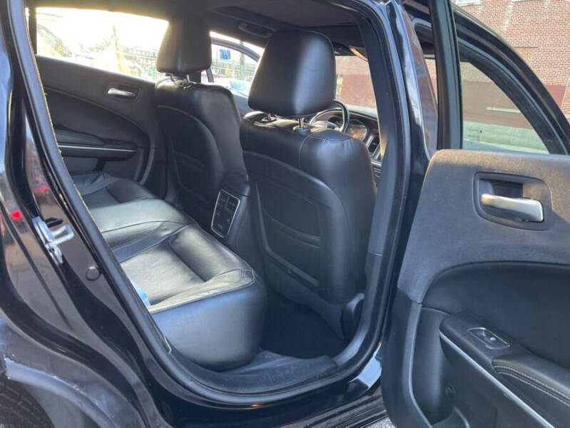 2017 Kia Cadenza Premium