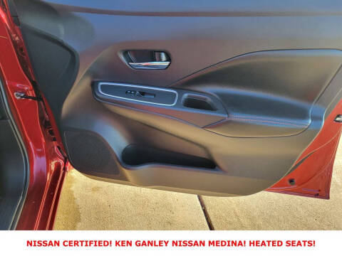 2023 Nissan Versa SR