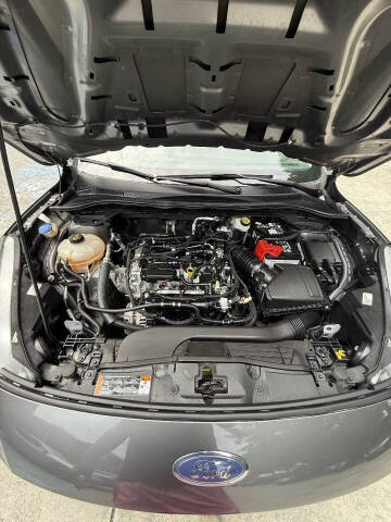2021 Ford Escape SE