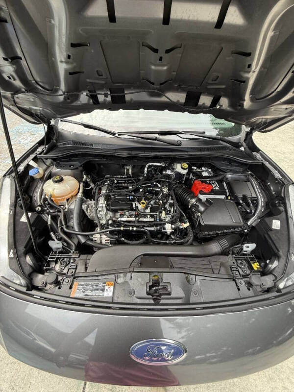 2021 Ford Escape SE