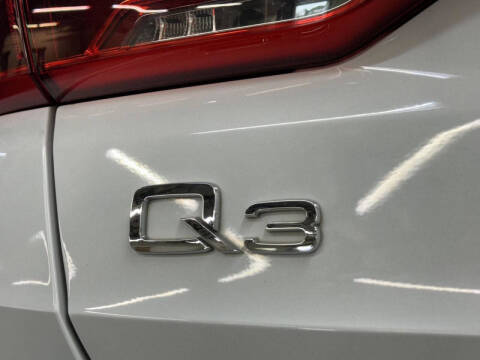2019 Audi Q3 quattro Premium 45 TFSI