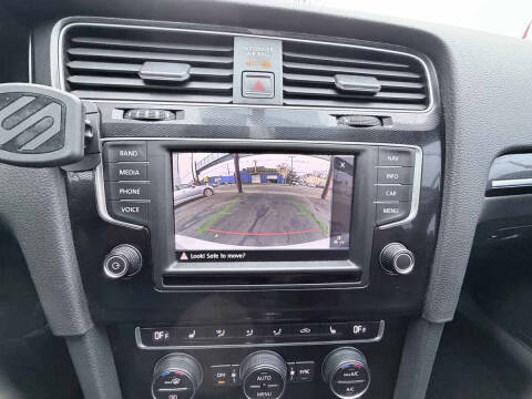 2016 Volkswagen Golf GTI