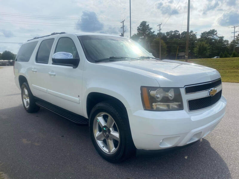 2007 Chevrolet Suburban for sale at Happy Days Auto Sales in Piedmont SC