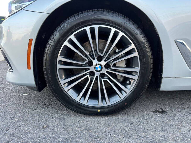 2018 BMW 5 Series 530i xDrive