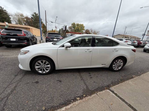 2013 Lexus ES 300h