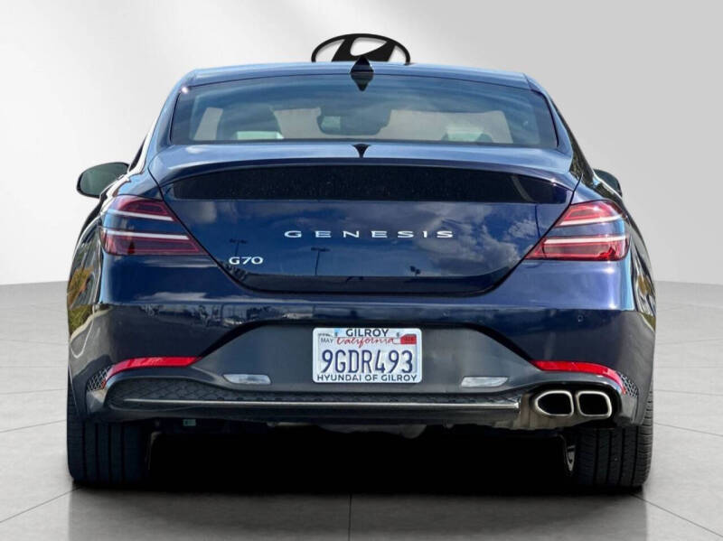 2023 Genesis G70
