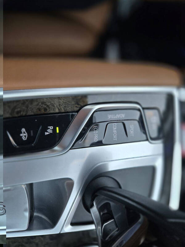 2018 BMW 7 Series 750i xDrive