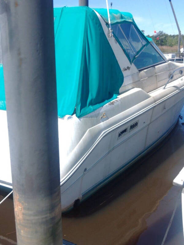 1993 Sea Ray 330 Cruiser