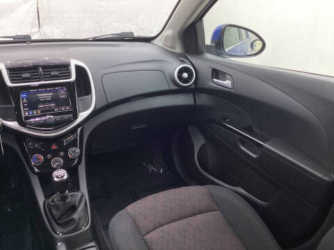 2019 Chevrolet Sonic LT Manual