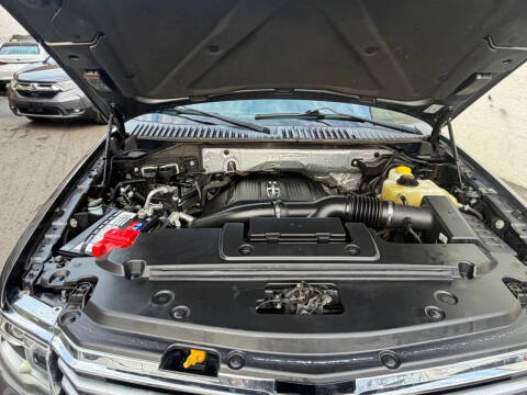 2016 Lincoln Navigator Select