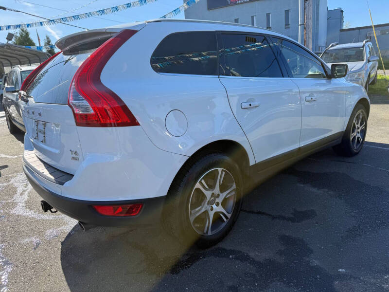 2013 Volvo XC60 T6 Premier Plus