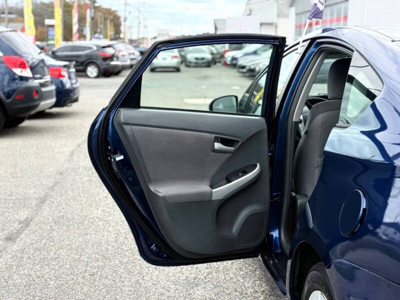 2010 Toyota Prius II