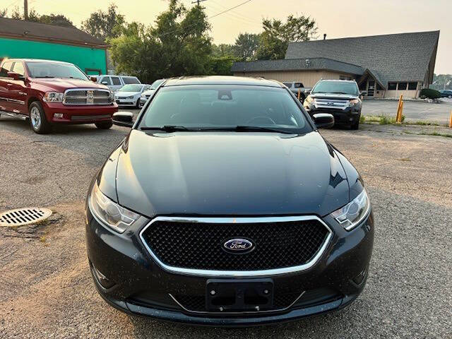 2017 Ford Taurus SHO