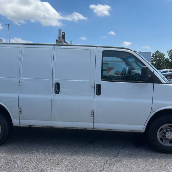 2020 Chevrolet Express 2500