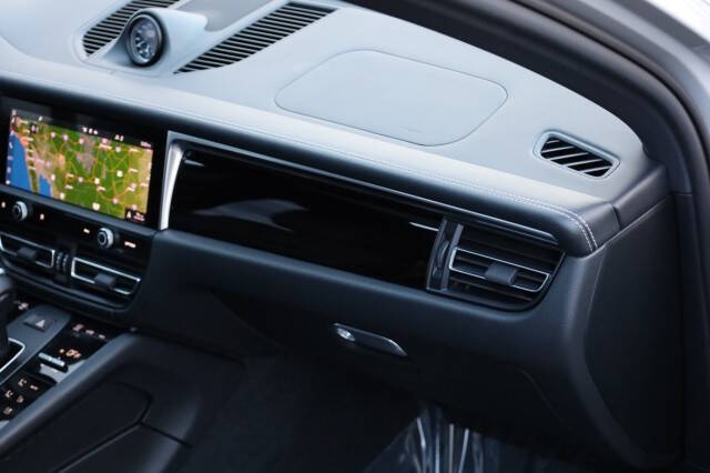 2023 Porsche Macan S