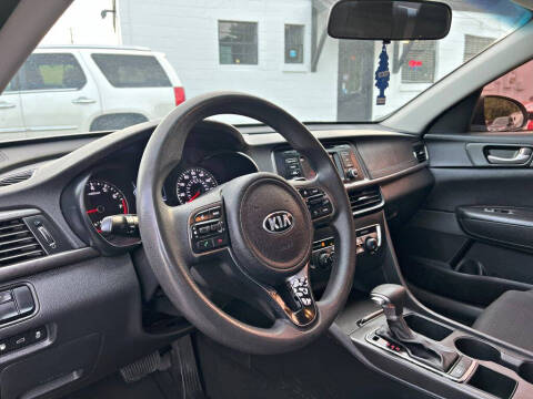 2016 Kia Optima LX