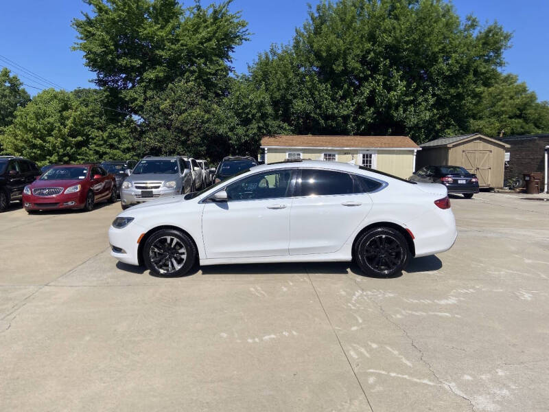 2016 Chrysler 200 Limited
