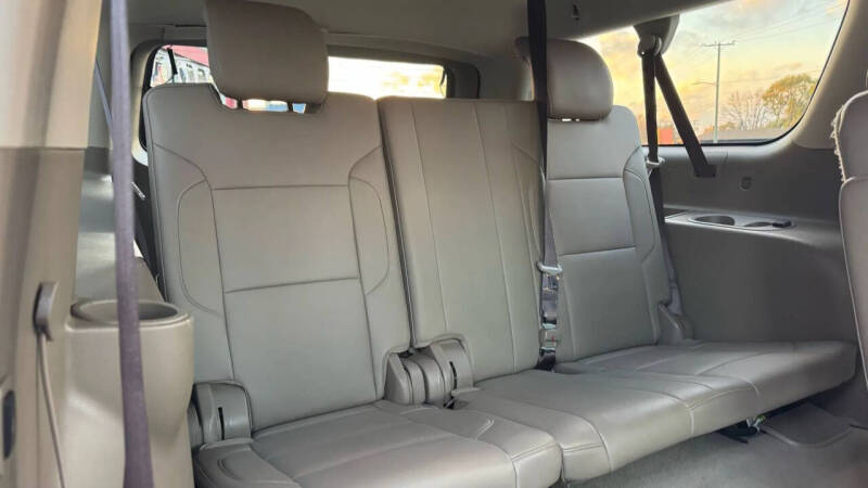 2019 Chevrolet Suburban LT