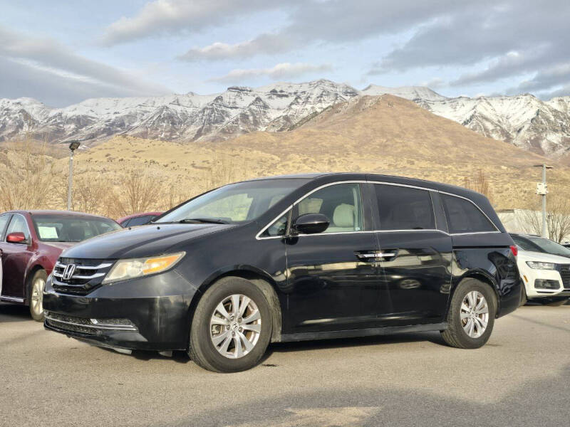 2016 Honda Odyssey SE's photo