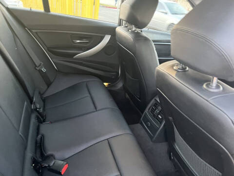 2013 BMW 3 Series 328i