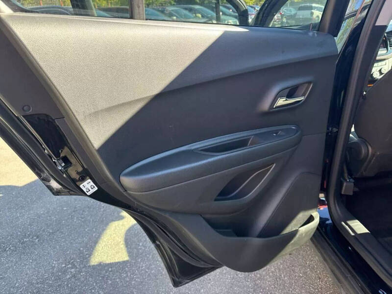 2022 Chevrolet Trax LS